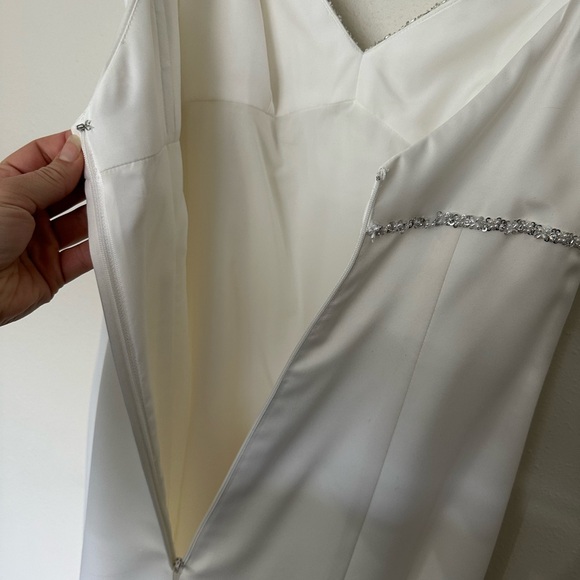 DAVIDS BRIDAL X GALINA VC9837 Beaded Wedding Dress - Picture 7 of 11